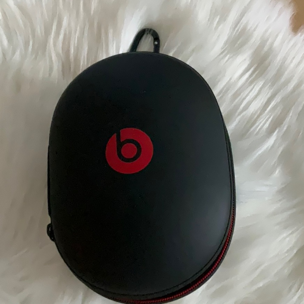 Beats headphones case